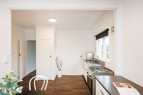 Photo of property in 9 Chelwood Street, Takaro, Palmerston North, 4412