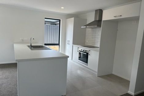 Photo of property in 122 Sentinel Avenue, Omokoroa, 3114