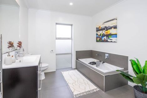 Photo of property in 102 Tramway Road, Ruakura, Hamilton, 3214