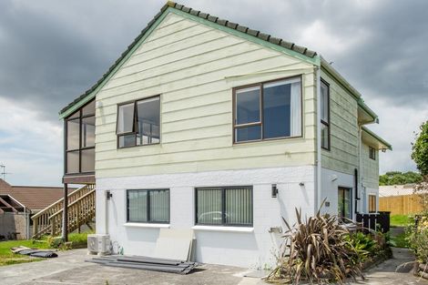 Photo of property in 8 Monde Place, Clover Park, Auckland, 2019
