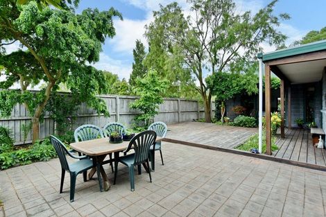 Photo of property in 5 Winters Road, Redwood, Christchurch, 8051