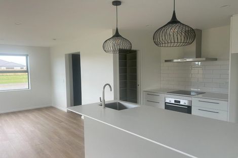 Photo of property in 27 Rita Angus Road, Belfast, 8051