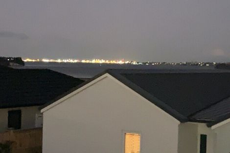 Photo of property in 53 Bert Wall Drive, Omokoroa, 3114