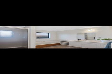 Photo of property in 423 Harewood Road, Harewood, Christchurch, 8051