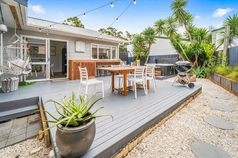 Photo of property in 287d Vipond Road, Stanmore Bay, Whangaparaoa, 0932