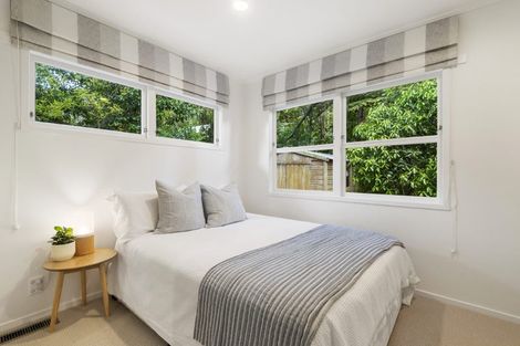 Photo of property in 1/72 Roseberry Avenue, Birkenhead, Auckland, 0626