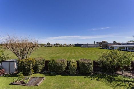 Photo of property in 35 Mansfield Drive, Kaiapoi, 7630