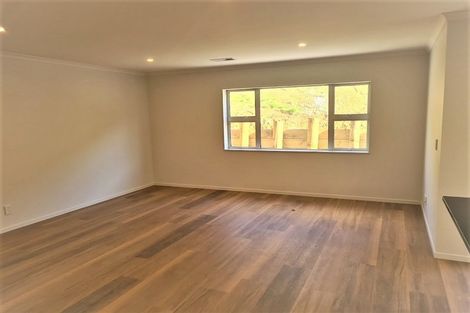 Photo of property in 19 Stockport Grove, Churton Park, Wellington, 6037