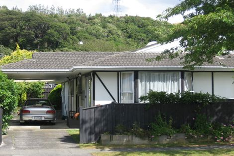 Photo of property in 52f2- Gemstone Drive, Birchville, Upper Hutt, 5018