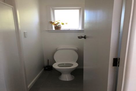 Photo of property in 53 Greendale Avenue, Avonhead, Christchurch, 8042