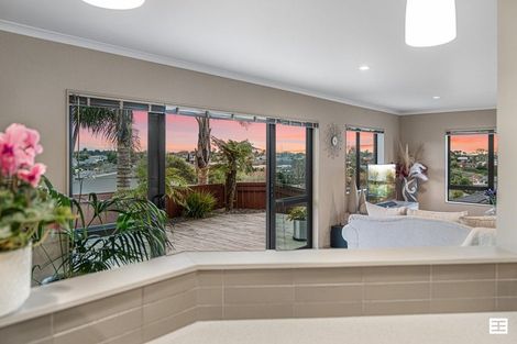 Photo of property in 8 Siemonek Rise, Bethlehem, Tauranga, 3110