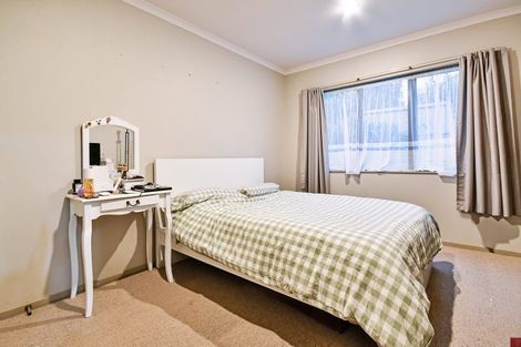 Photo of property in 2 Baverton Drive, Flat Bush, Auckland, 2016
