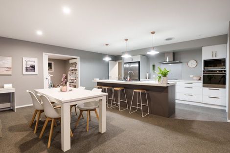 Photo of property in 27 Heathfield Drive, Mosgiel, 9024