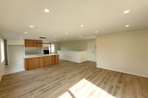 Photo of property in 8b Nandana Drive, Glen Eden, Auckland, 0602