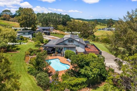 Photo of property in 2 Pinestead Reach, Stillwater, Silverdale, 0993