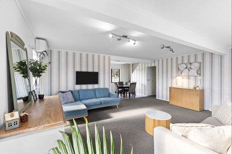 Photo of property in 34 Roberts Line, Kelvin Grove, Palmerston North, 4414