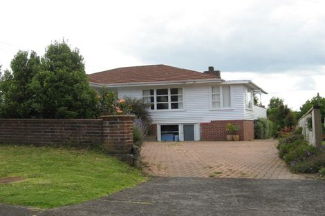 Photo of property in 24 Mcintyre Road, Mangere Bridge, Auckland, 2022