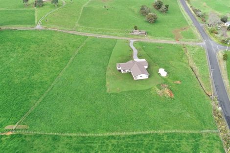 Photo of property in 3 Sands Road, Waiuku, 2681