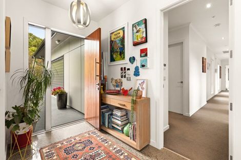 Photo of property in 28 Esk View Road, Eskdale, Napier, 4182