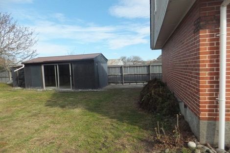 Photo of property in 2/12 Roslyn Avenue, Mairehau, Christchurch, 8052