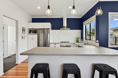 Photo of property in 8 Arawa Street, Frankton, Hamilton, 3204