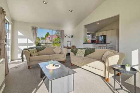 Photo of property in 37 Basley Road, Owhata, Rotorua, 3010