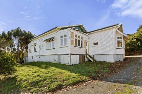Photo of property in 8 Mount Cecil Road, Moonshine Valley, Porirua, 5381