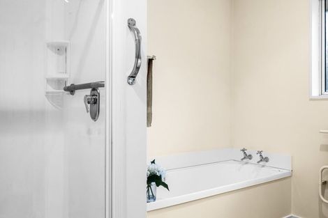 Photo of property in 49 Stonebridge Way, Prebbleton, 7604