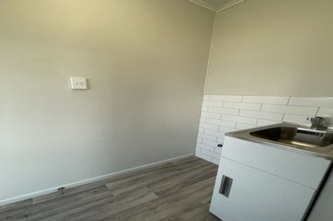 Photo of property in 1/42-44 Opaheke Road, Opaheke, Papakura, 2113