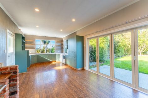 Photo of property in 35 Edinburgh Street, Waimate, 7924