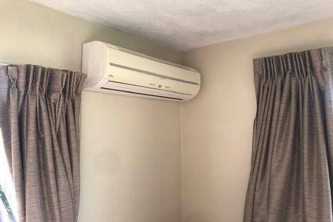 Photo of property in 2/12 Glen Place, Parklands, Christchurch, 8083