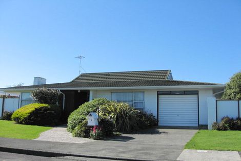 Photo of property in 4 Guildford Street, Levin, 5510