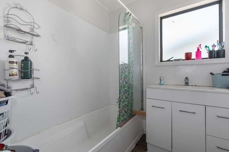 Photo of property in 1/35 Templeton Place, Clendon Park, Auckland, 2103