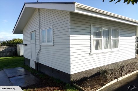 Photo of property in 97 Mcleod Road, Te Atatu South, Auckland, 0610