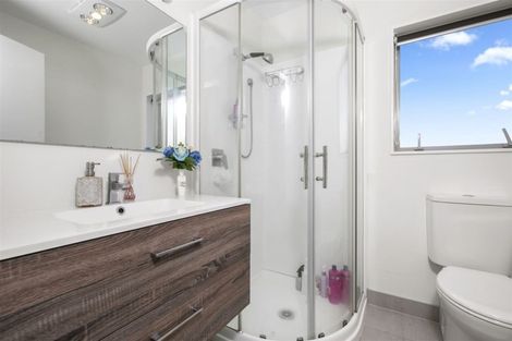 Photo of property in 33 Bukem Place, Favona, Auckland, 2024