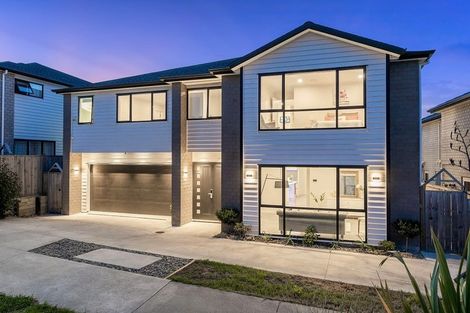 Photo of property in 10 Drumconnell Drive, Flat Bush, Auckland, 2019