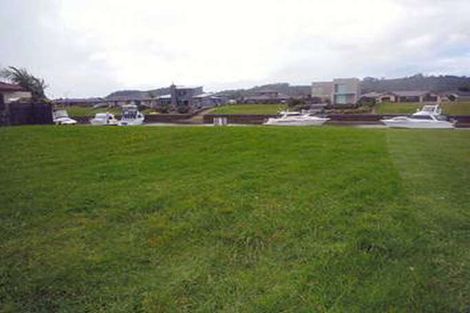 Photo of property in 14 Kelly Place, Whitianga, 3510