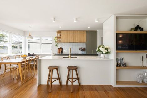 Photo of property in 9 English Street, St Andrews, Hamilton, 3200