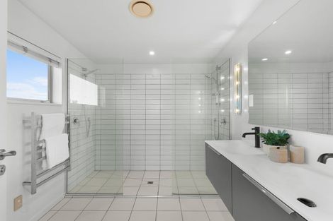 Photo of property in 16 Riverbank Road, Northwood, Christchurch, 8051