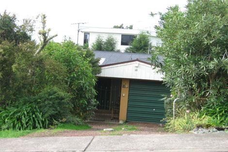 Photo of property in 51 Moffat Road, Red Beach, 0932