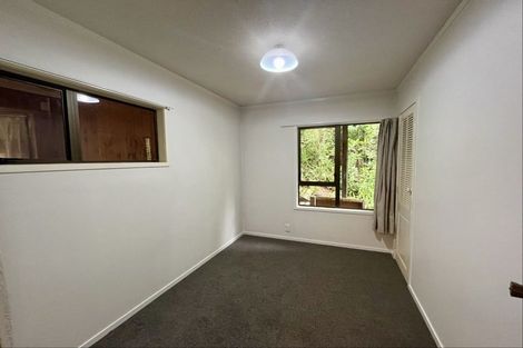 Photo of property in 18 Wade River Road, Stanmore Bay, Whangaparaoa, 0932