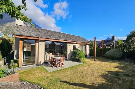 Photo of property in 5 Glengarry Court, Jacks Point, Queenstown, 9371