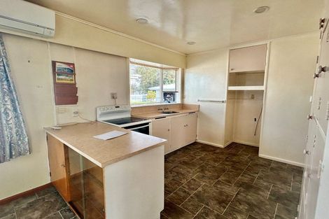 Photo of property in 15 Wycliffe Street, Onekawa, Napier, 4110