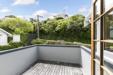 Photo of property in 67 Orangi Kaupapa Road, Northland, Wellington, 6012