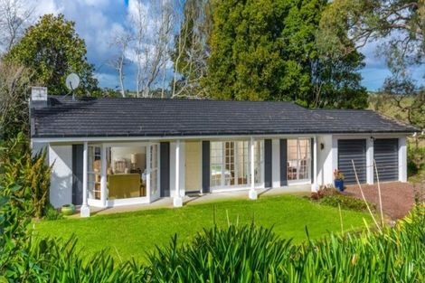 Photo of property in 68 Henwood Road, Taupaki, Henderson, 0782