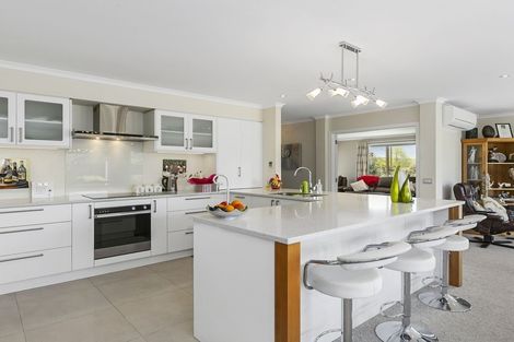 Photo of property in 48 Hagart-alexander Drive, Mosgiel, 9024