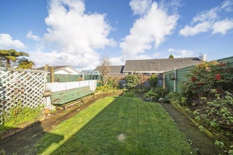 Photo of property in 15 Murray Avenue, Hawera, 4610