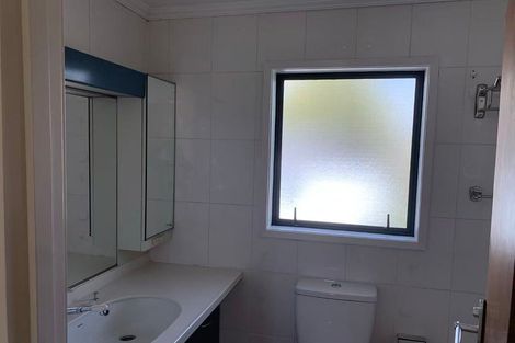 Photo of property in 3 Coventry Way, Long Bay, Auckland, 0630