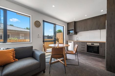 Photo of property in 30u2 Cameron Road, Hamilton East, Hamilton, 3216