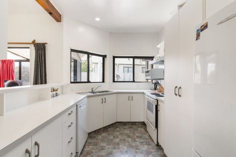 Photo of property in 105 Everitt Crescent, Whangamata, 3620